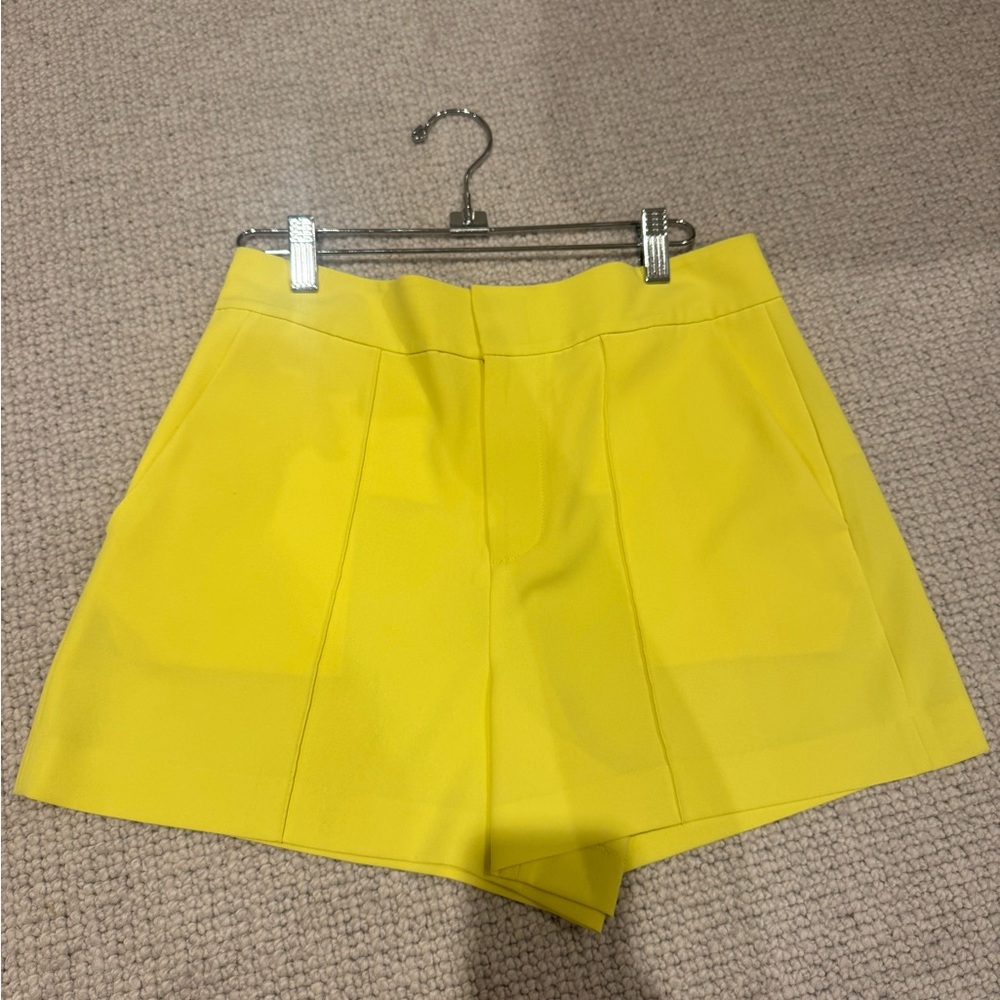 Alice and Olivia Yellow Women's Shorts